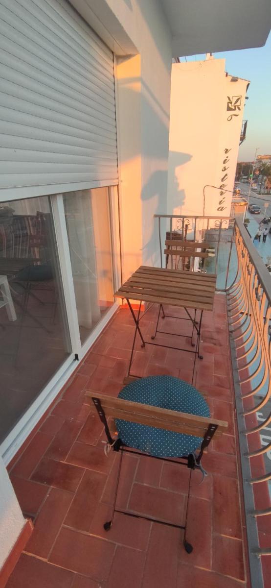 Relax and enjoy in brand new beach apartment I - Housity