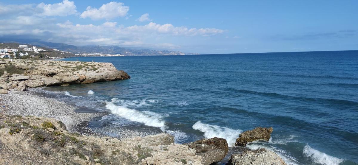 Relax and enjoy in brand new beach apartment I - Housity