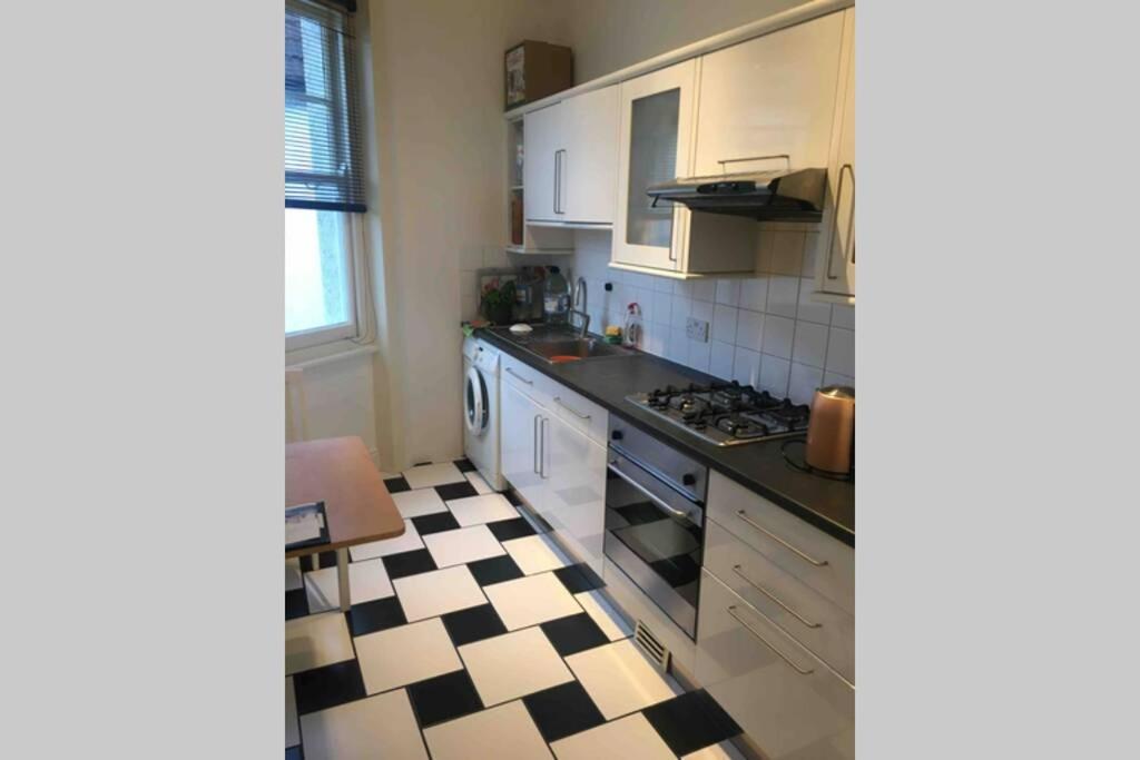 Chiswick London - Housity