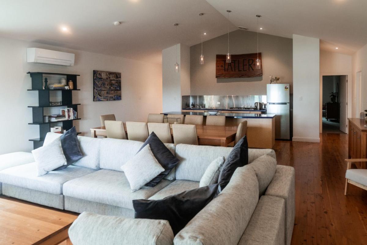 Idyllic Loft in the heart of Lovedale - Housity