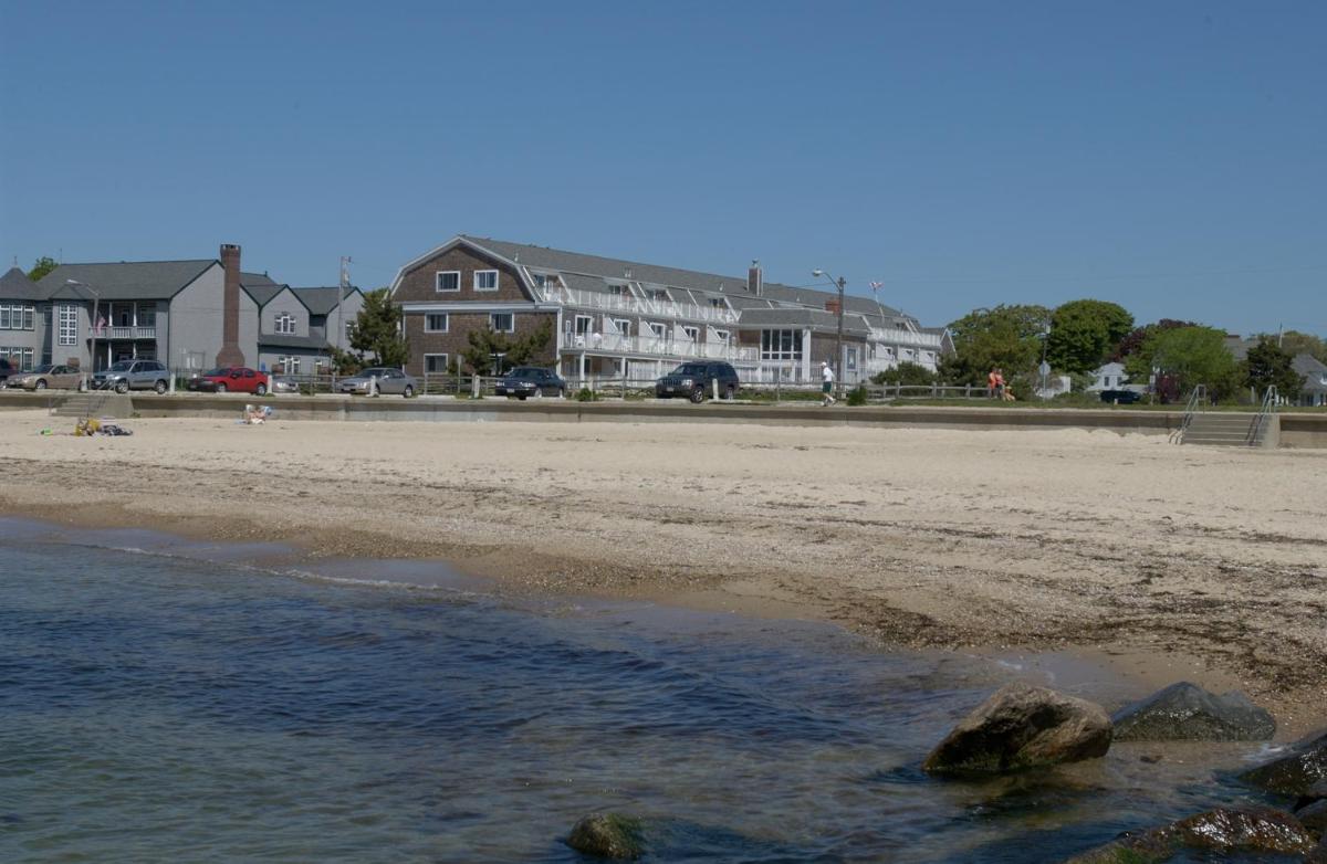 InnSeason Resorts Captain's Quarters - Housity
