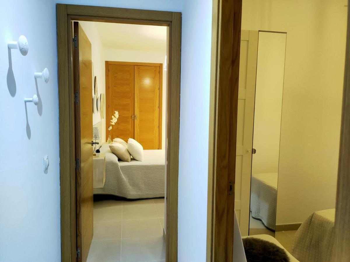 RELAX CHICLANA-Aparcamiento privado-TV Cable-WifiPlus-Aire Acond-Incluido - Hizvo