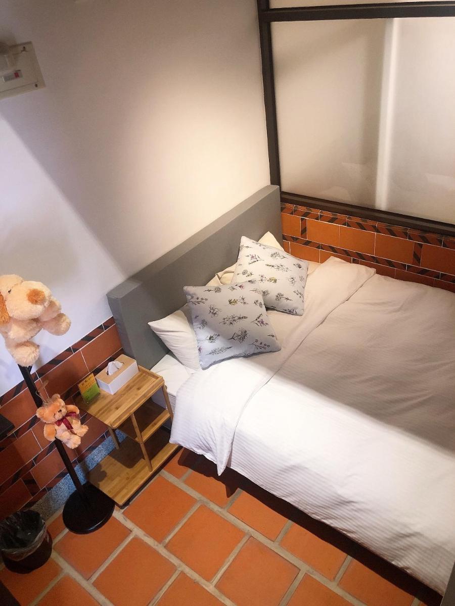 I-Shan House - Housity
