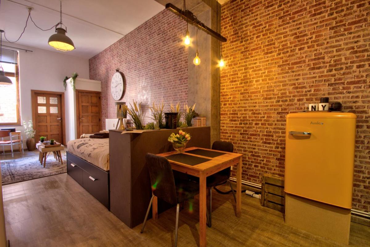 New York Loft - Fully equipped and available long-term - Perfect location IN city center - Housity