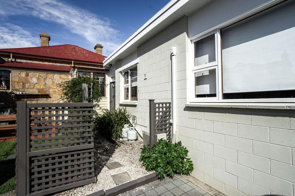 Suitetrails - Ms Sophia's Studio Apartment