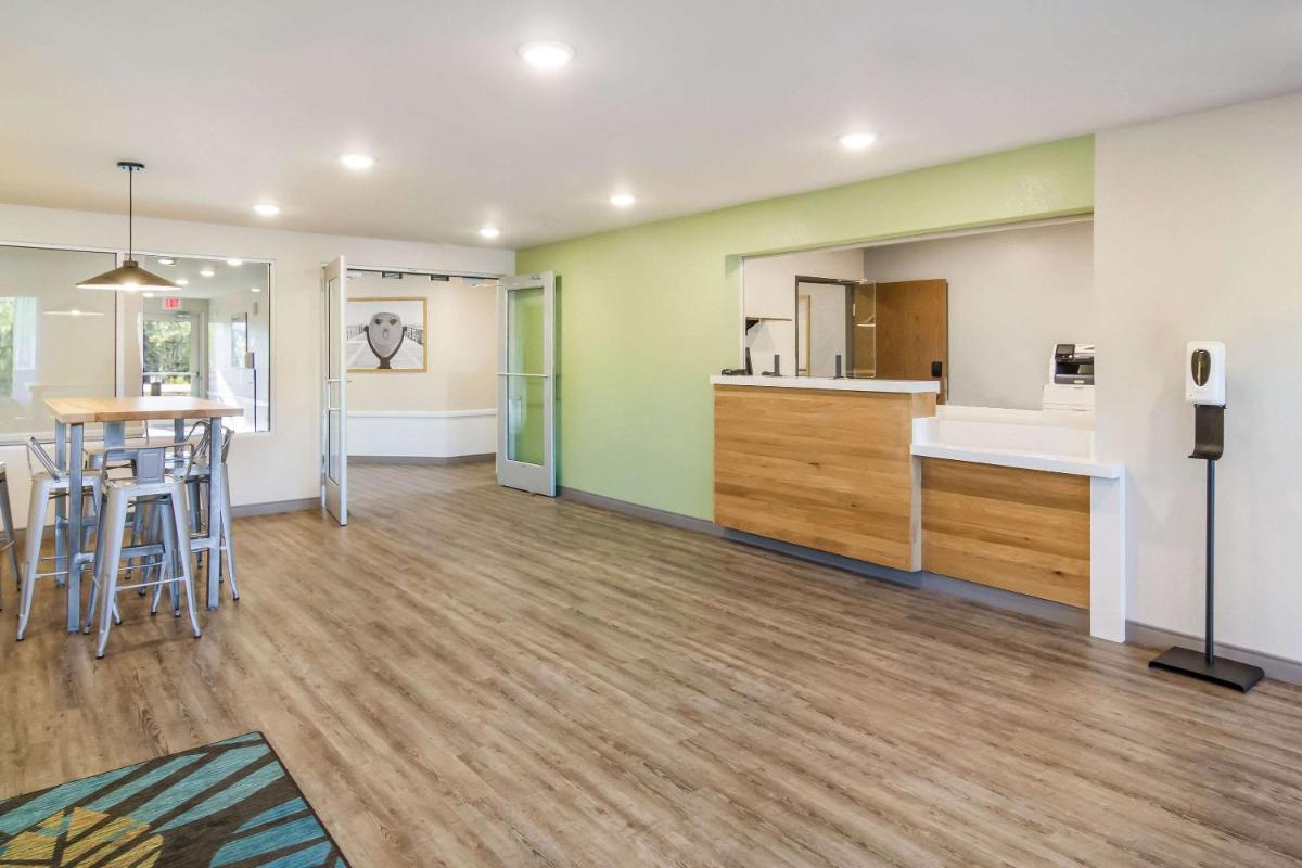 WoodSpring Suites Jacksonville Baymeadows - Housity