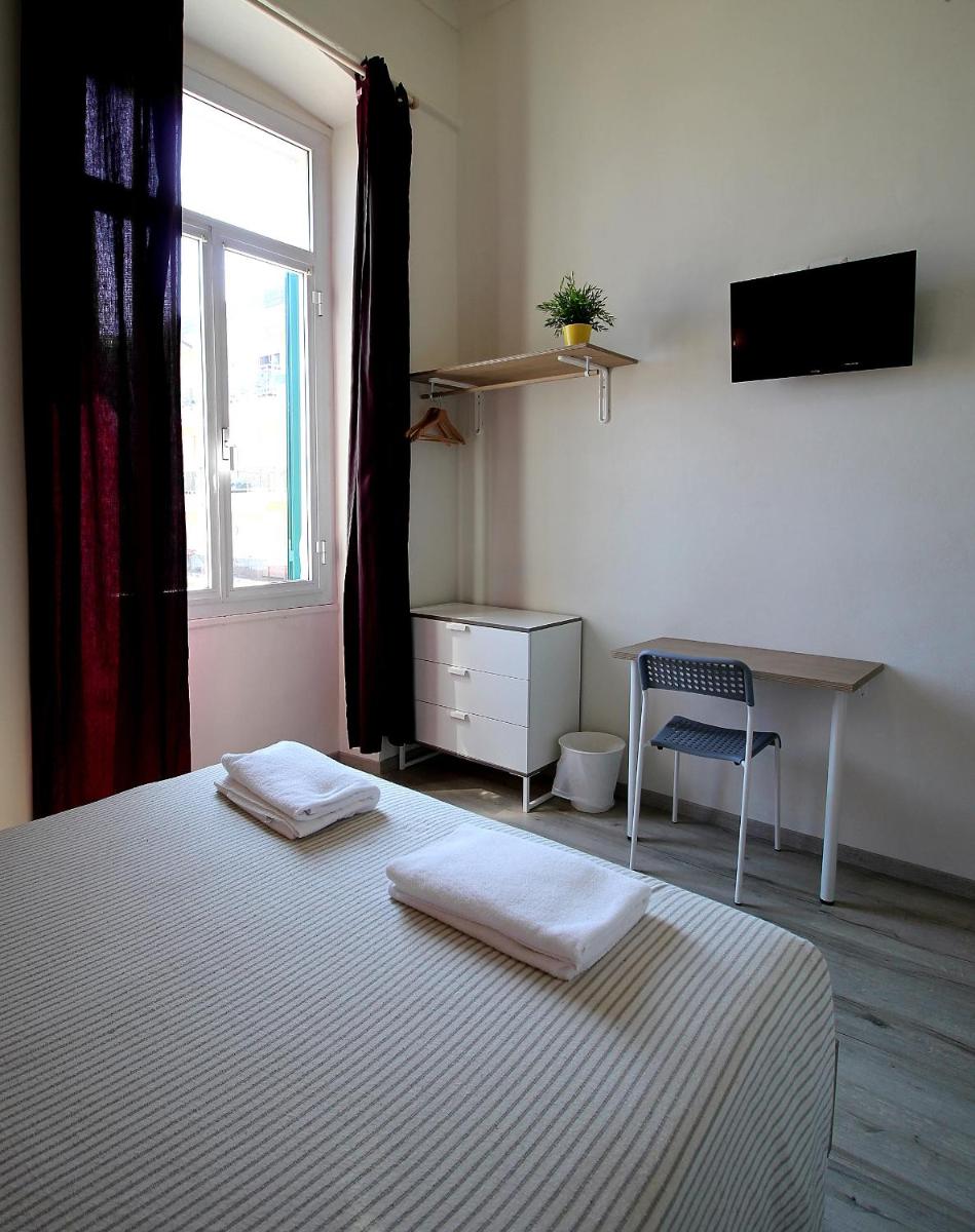 Hotel Elandra - Housity