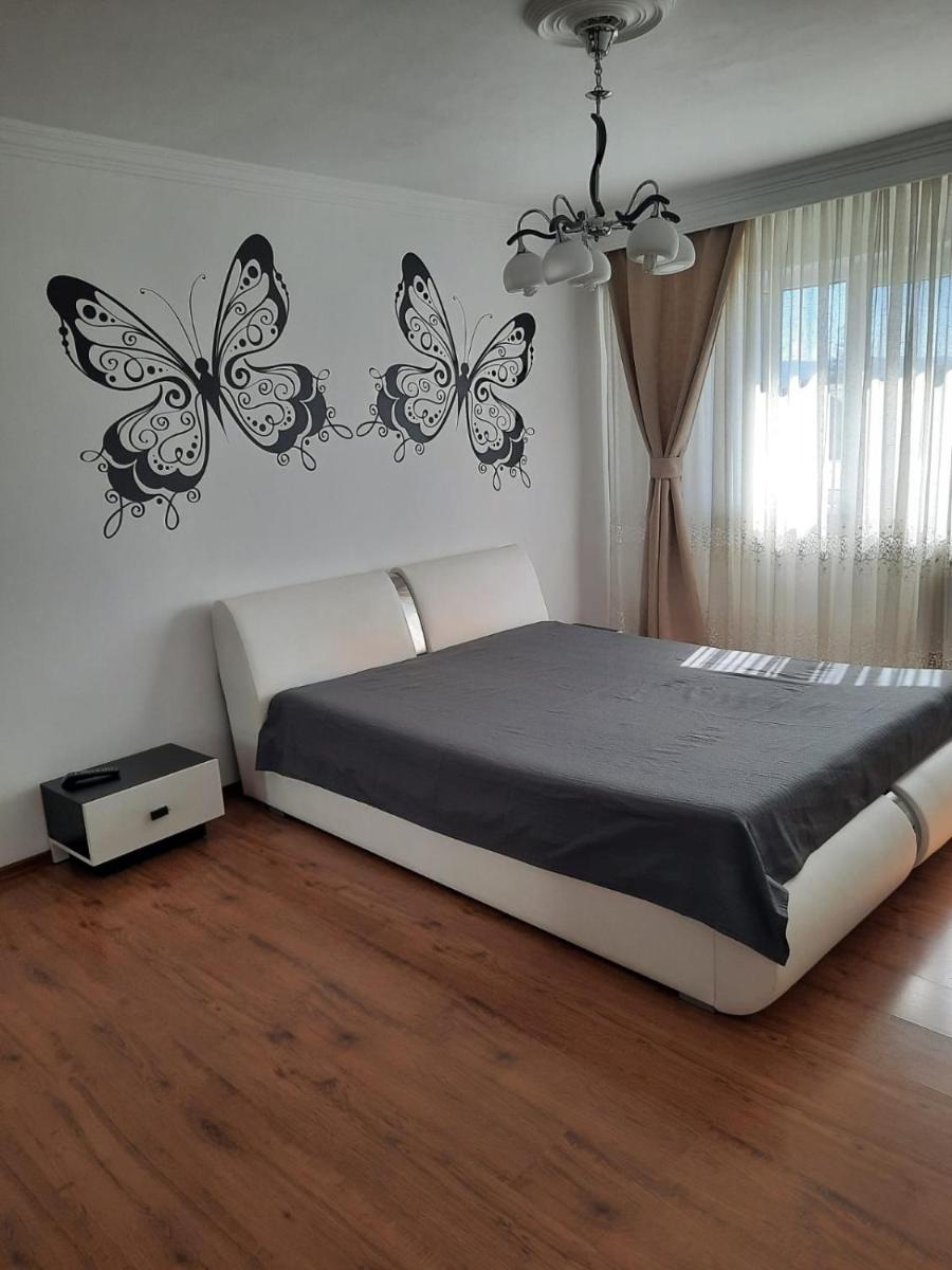 Apartament Vâlcea Carrefour Bl 114 - Housity