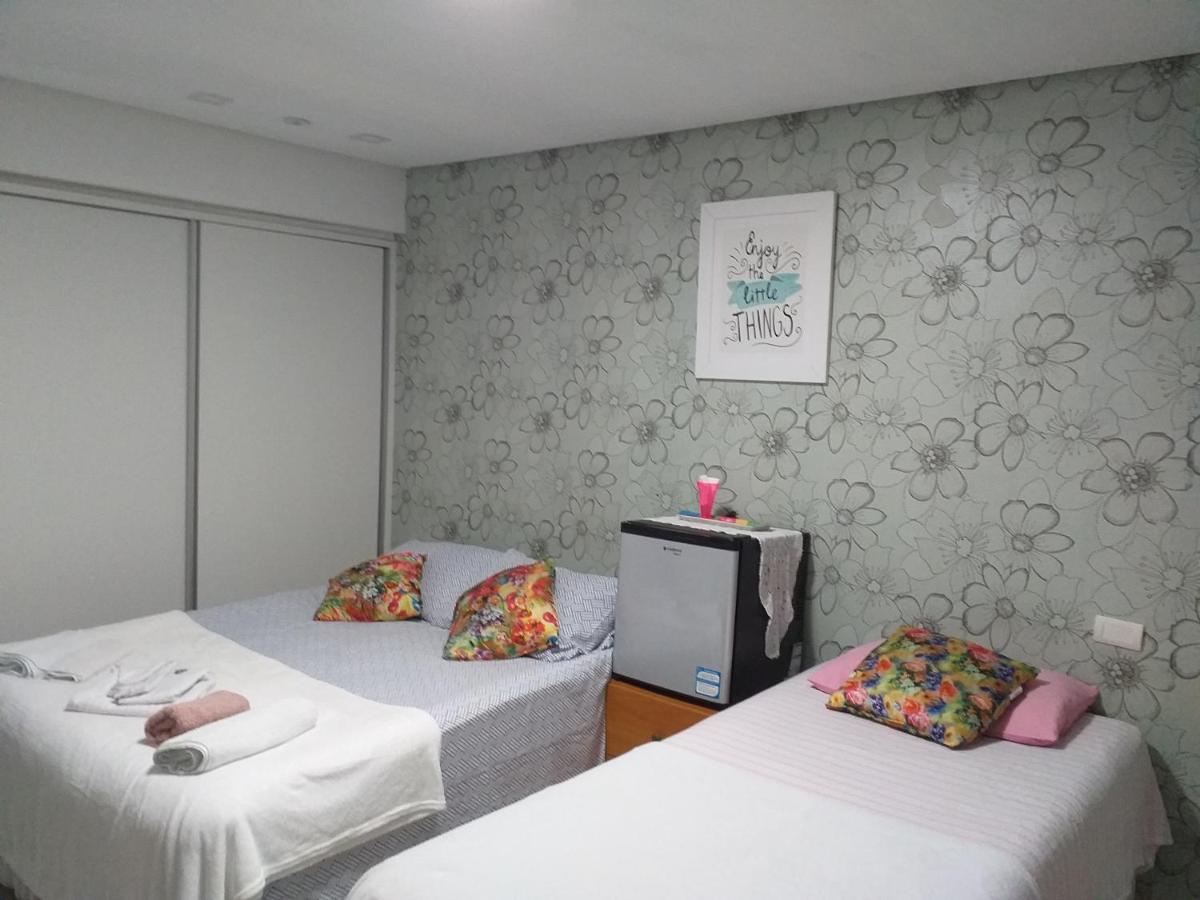 Quarto TRIPLO CONFORTO F1 em RECIFE - Housity