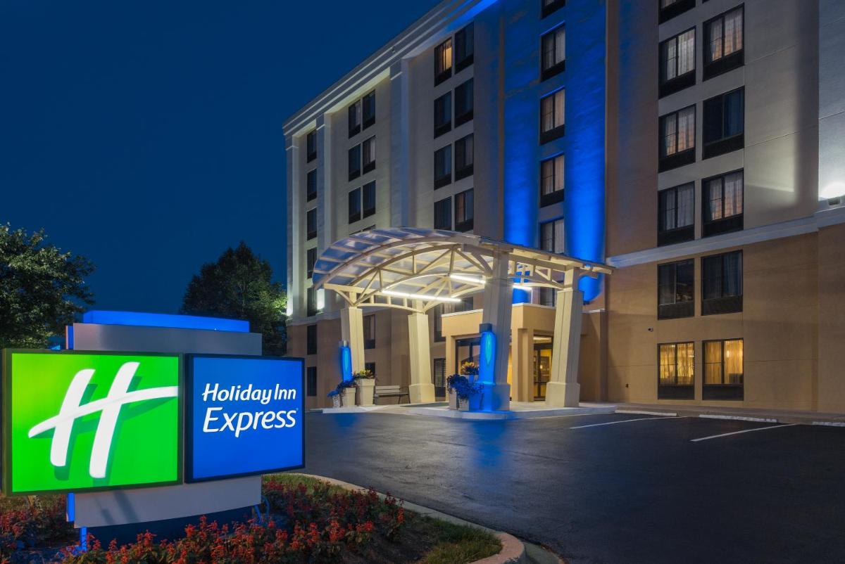 Holiday Inn Express Hunt Valley, an IHG Hotel - Housity