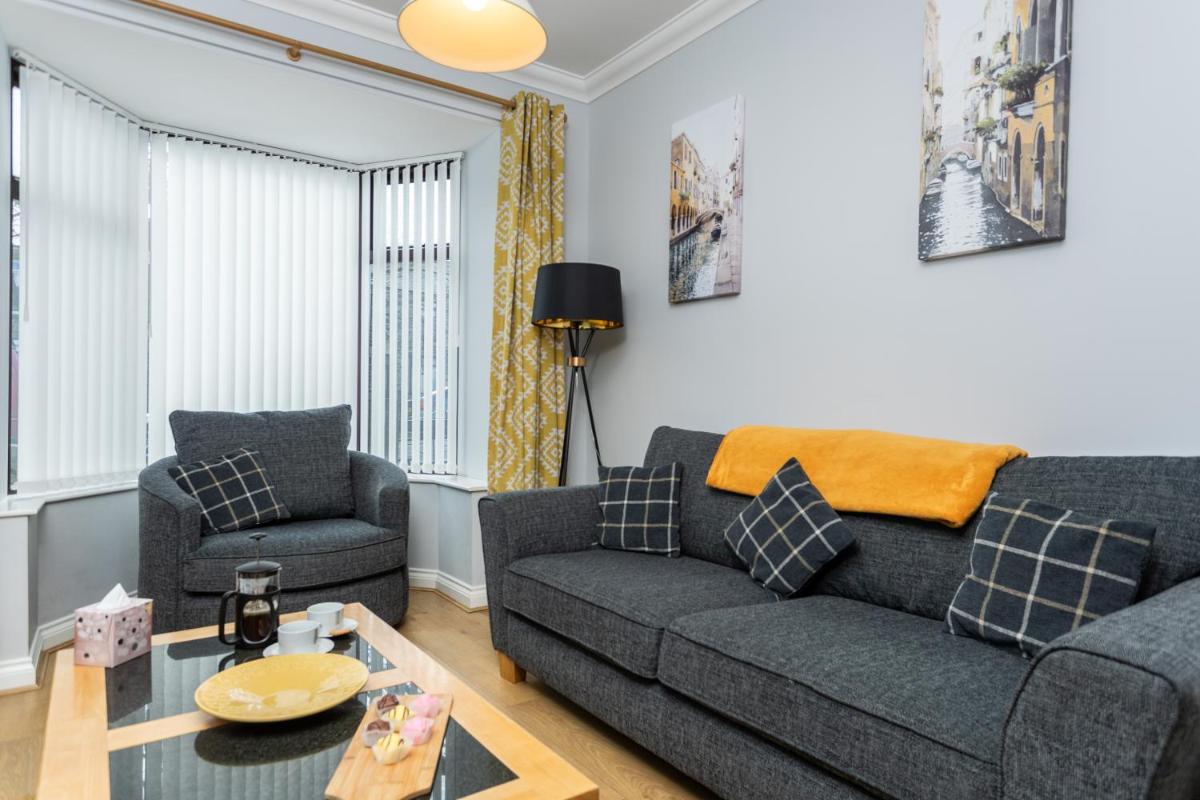 Merlin House - Housity