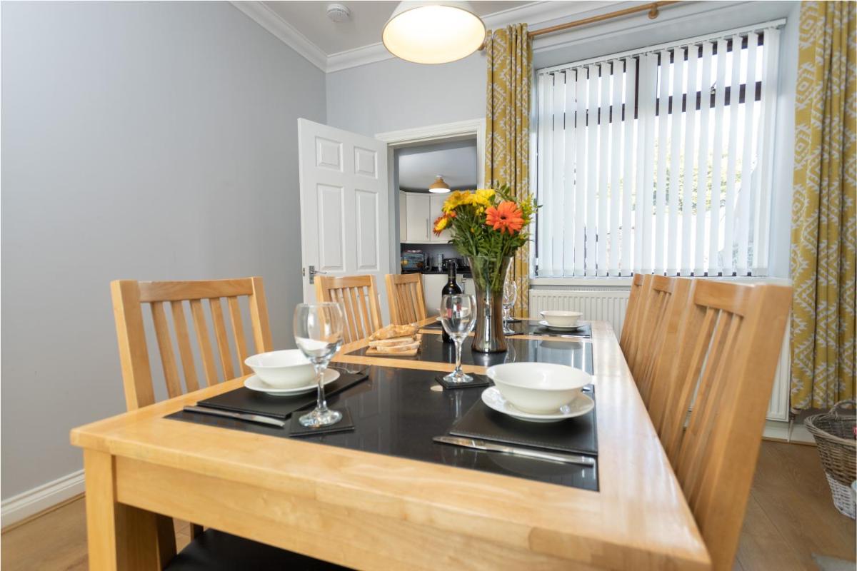 Merlin House - Housity