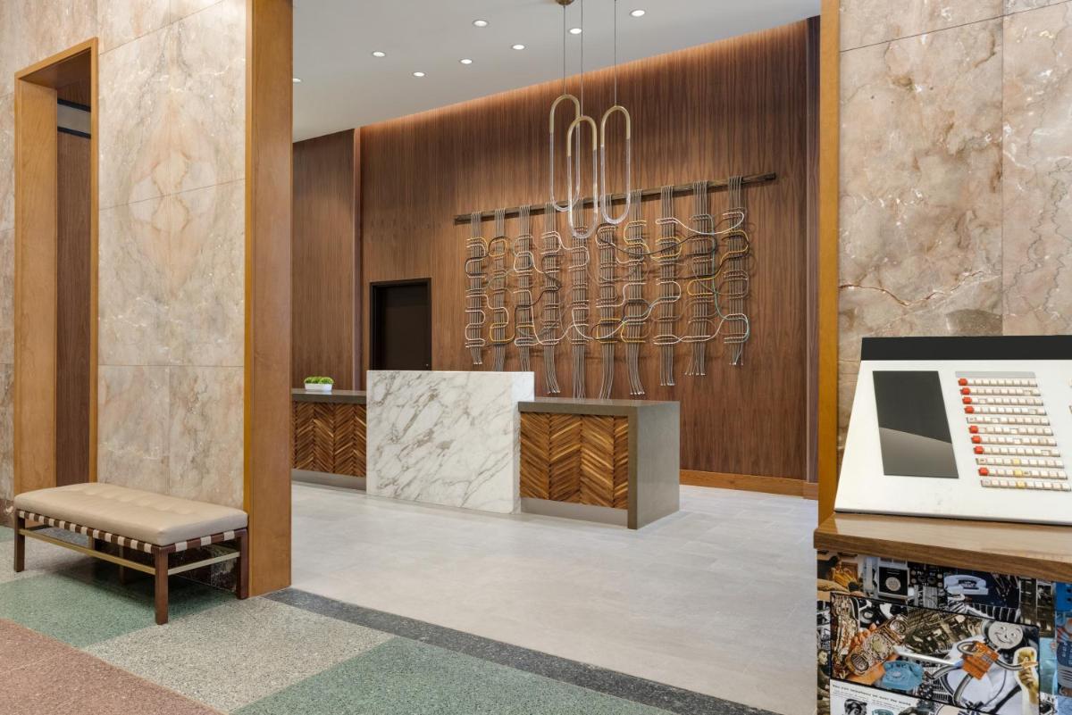 Hyatt Place Houston Downtown - Housity