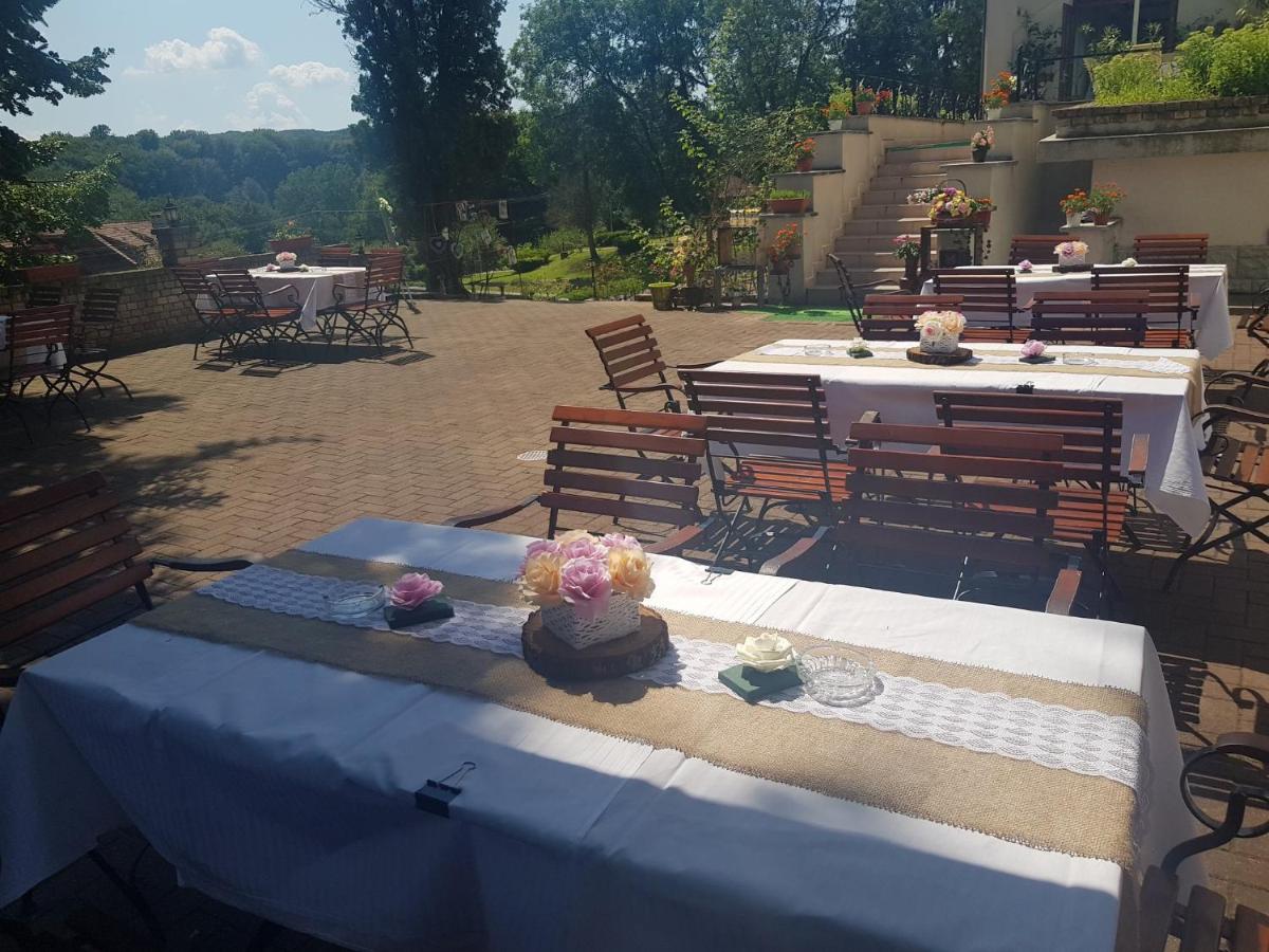 Hotel Belvedere - Housity
