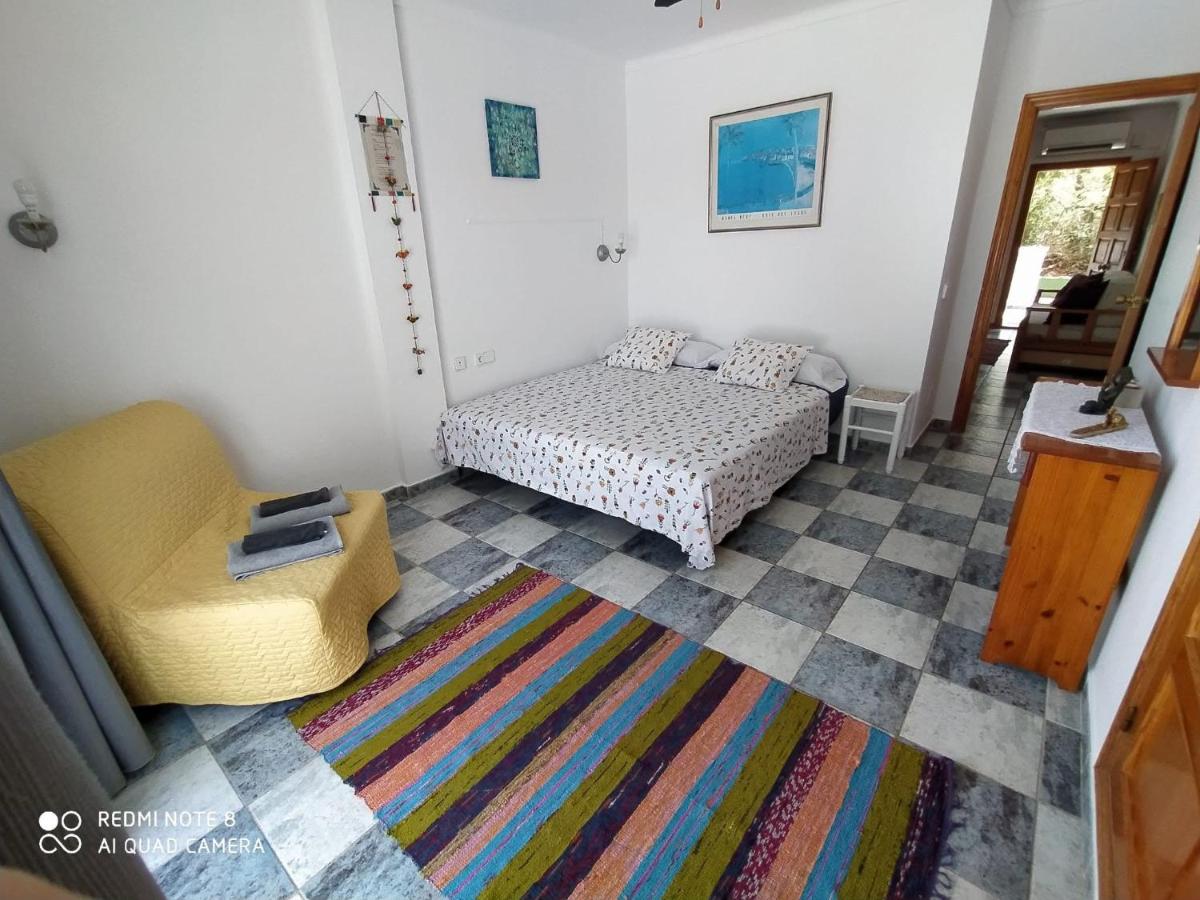 Suitetrails - Ibiza apartment- two minutes walk from the beach