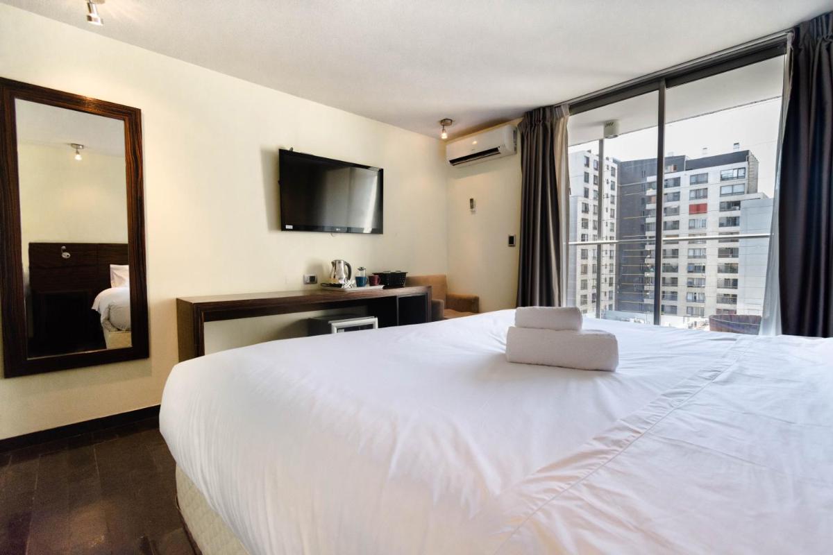 Tribeca King Room - Studio With, Wifi, AC - Housity