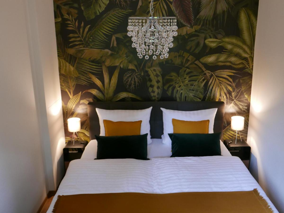 Ferienwohnung Dresden-Pillnitz - Elbhang-Villa - "Am Zuckerhut" - Housity