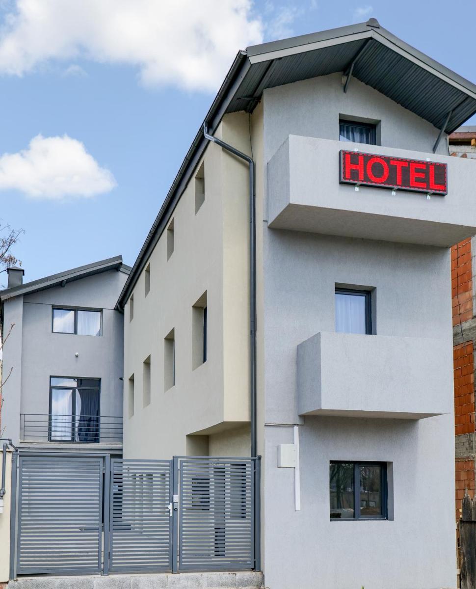Hotel Ema&Zain - Housity