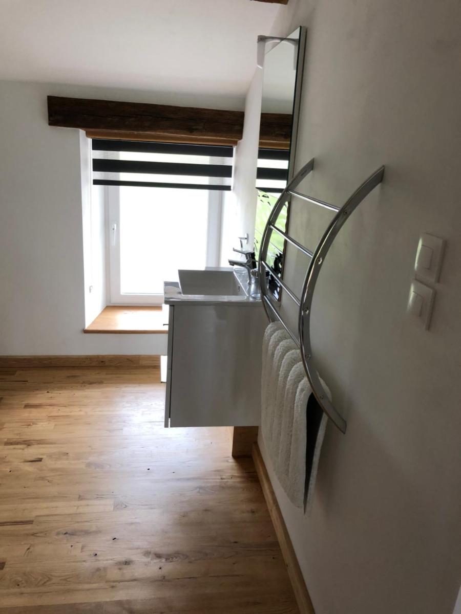 The Walnut Tree Chambre d'Hotes - Housity