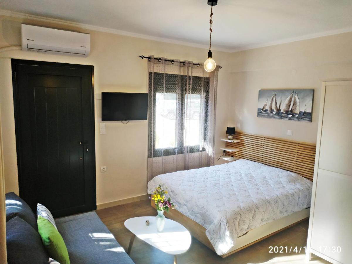 Old Harbour Apartments by CorfuEscapes - Housity