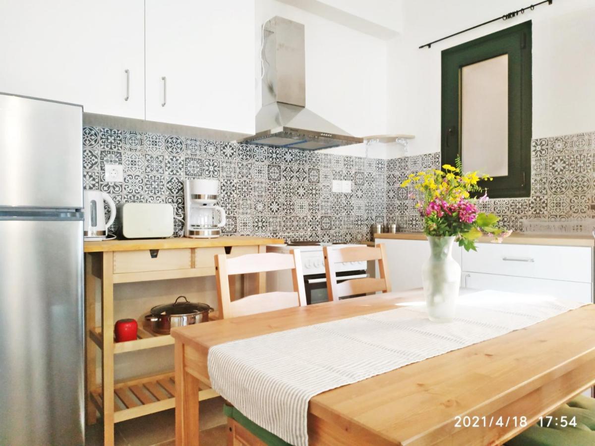 Old Harbour Apartments by CorfuEscapes - Housity