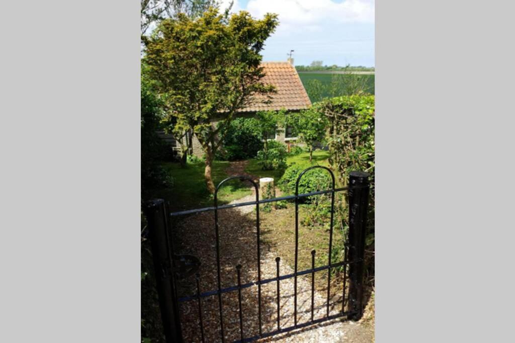 The Cottage - 2 persoons cottage nabij strand en meer - Housity