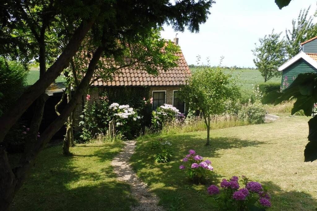 The Cottage - 2 persoons cottage nabij strand en meer - Housity