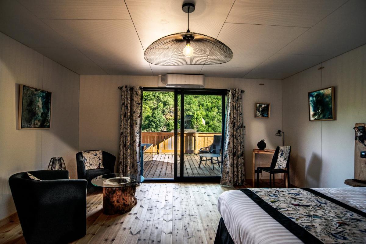 Le Volcan des Sens, chambres d'hotes de luxe et SPA - Housity