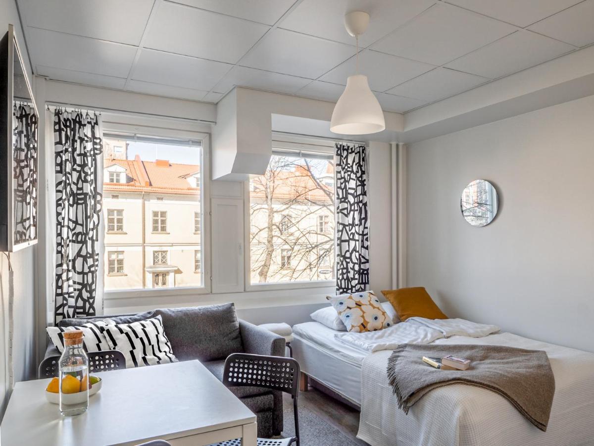 Modern Downtown Studio - "Pikku Ronka" - Hosted by 2ndhomes - Housity