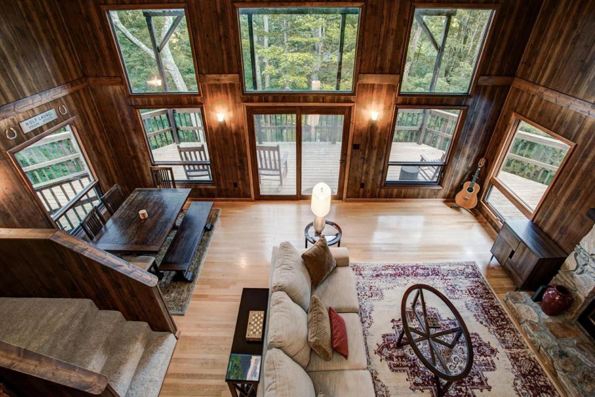 Wolf Ridge Retreat - Housity