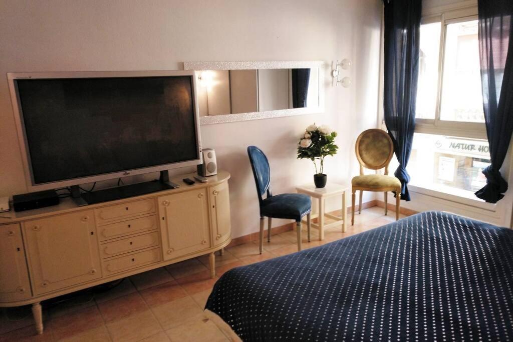 Monaco à 300m du Casino - Grand Studio avec Piscine - Housity