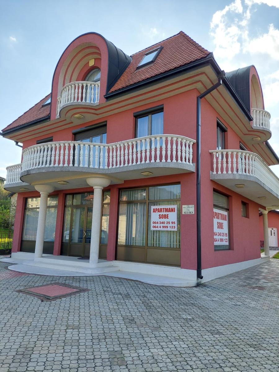 Aleks Sobe - Housity