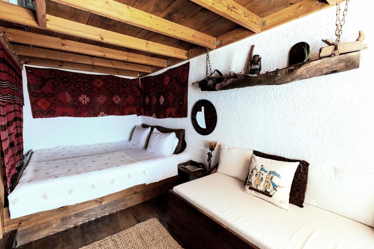 Epavlis - Housity