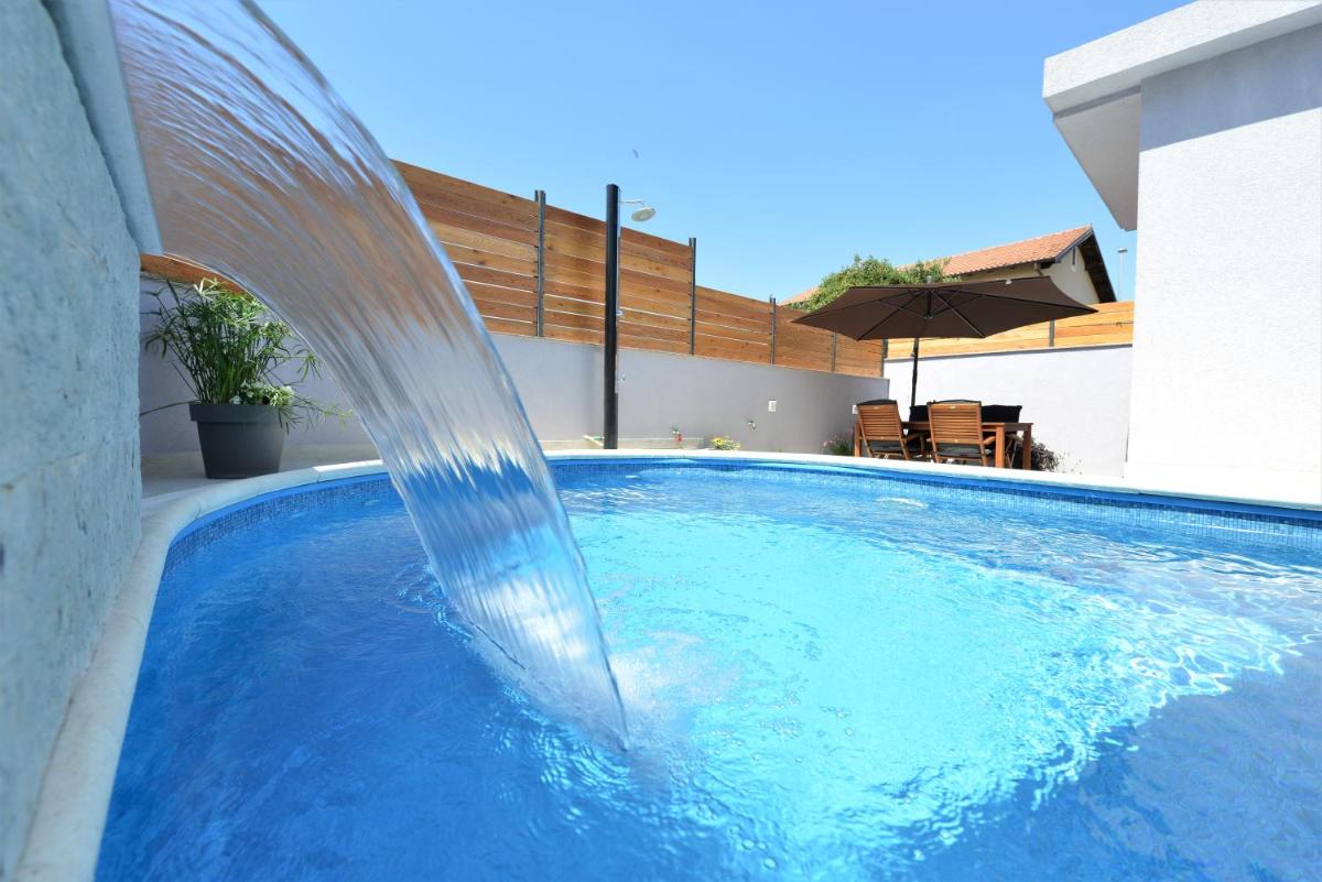 Pop holiday house Zadar - Housity