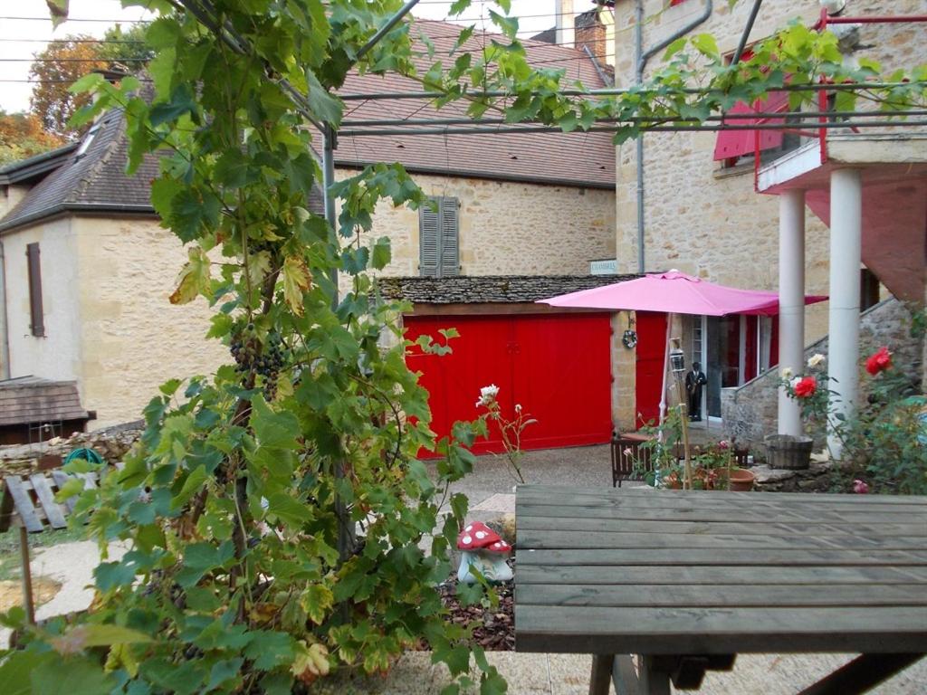 Au Soleil Levant Homestay - Housity