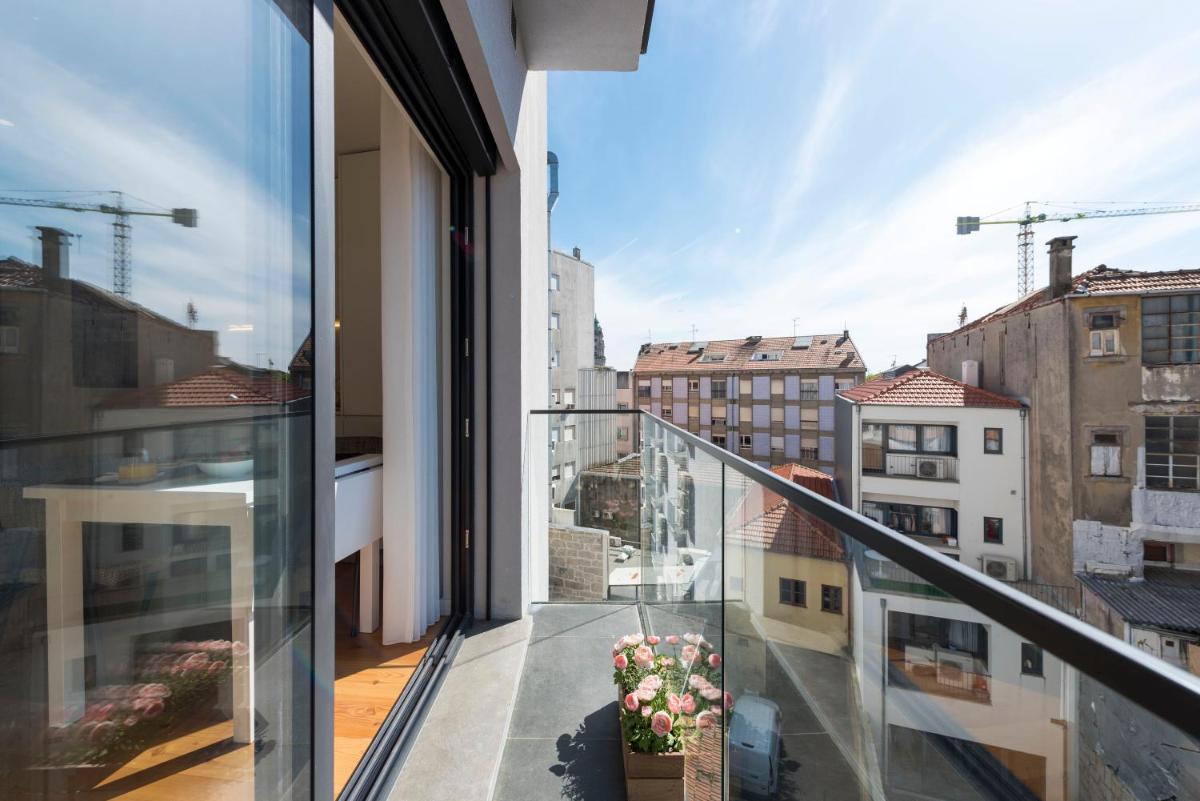 LovelyStay - Heart of D. Pedro Apartments IV - Housity