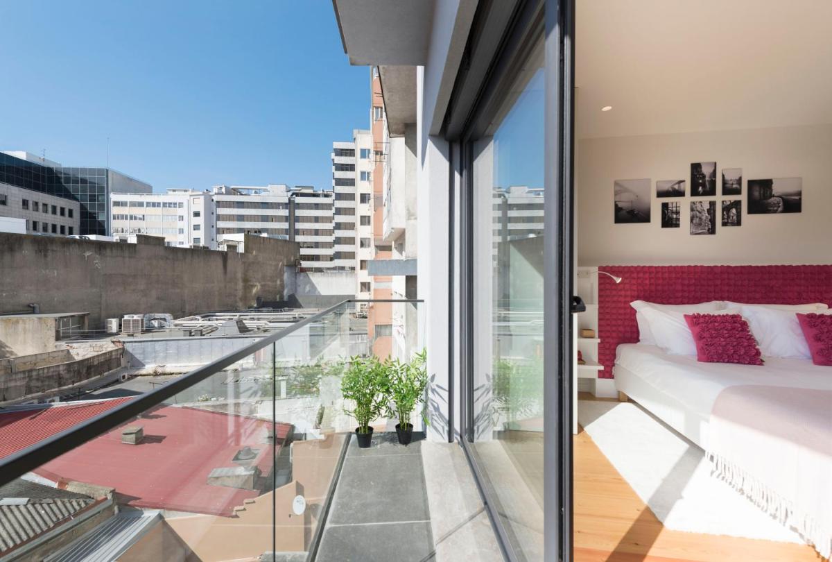 Suitetrails - LovelyStay - Heart of D. Pedro Apartments IV