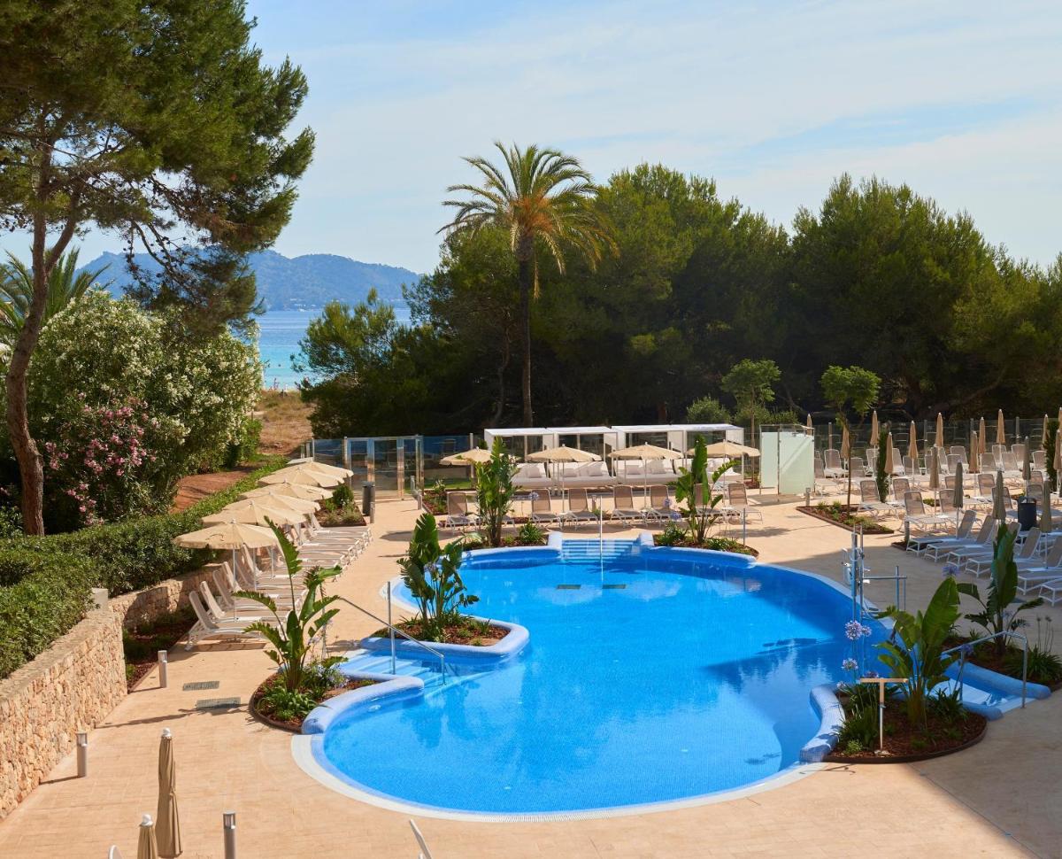 Piscina en o cerca de Hipotels Bahia Cala Millor - Adults Only