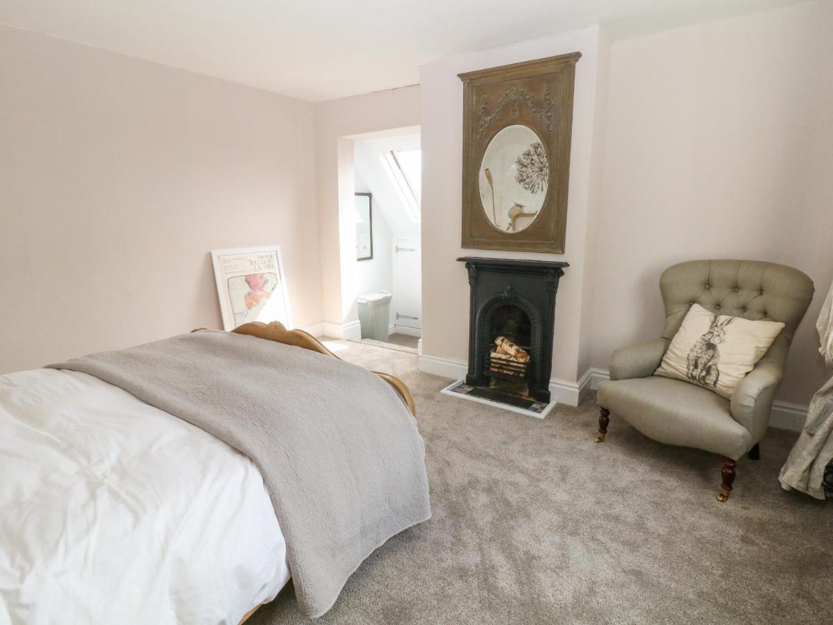 Archway Cottage - Housity