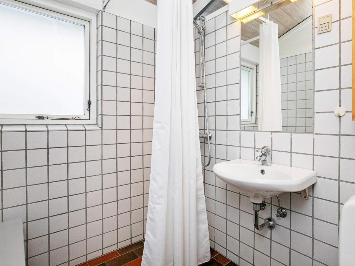 6 person holiday home on a holiday park in Hanstholm - Housity