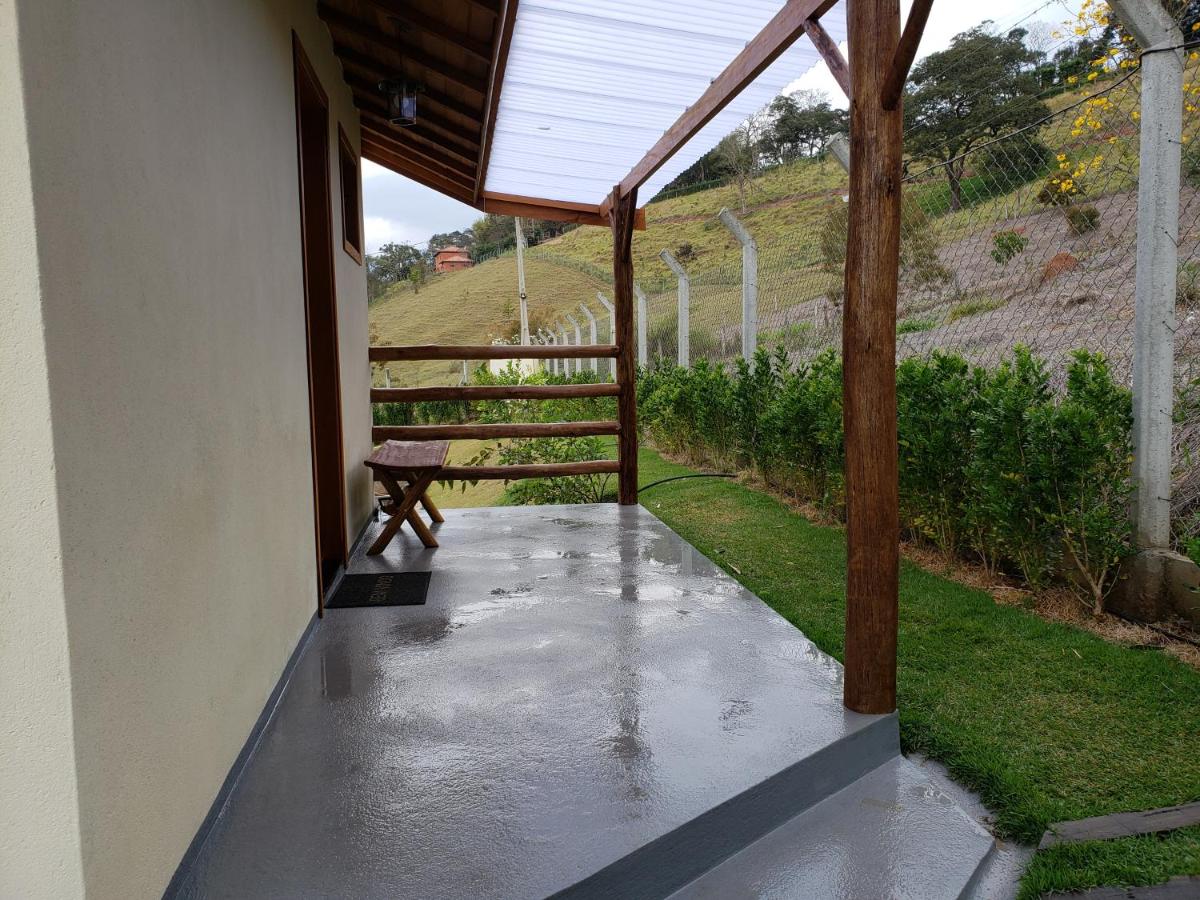 Chale Vale Encantado - Housity