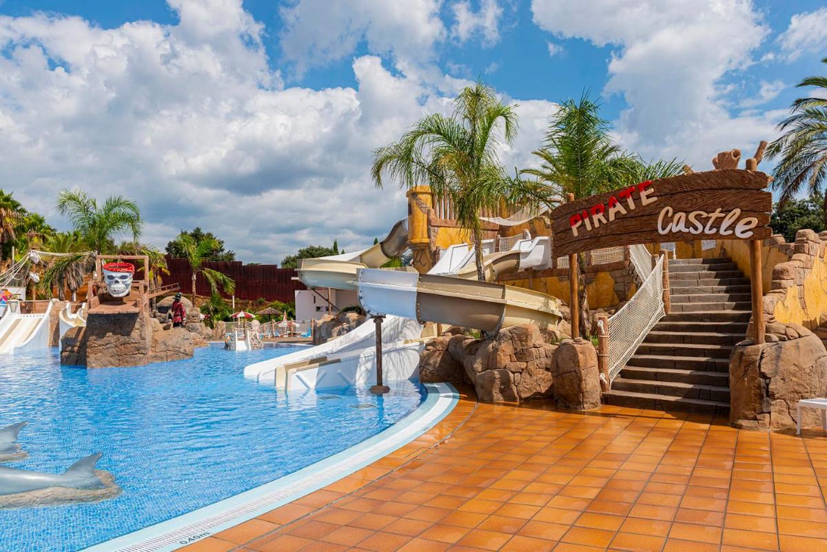 Piscina en o cerca de Aparthotel Costa Encantada