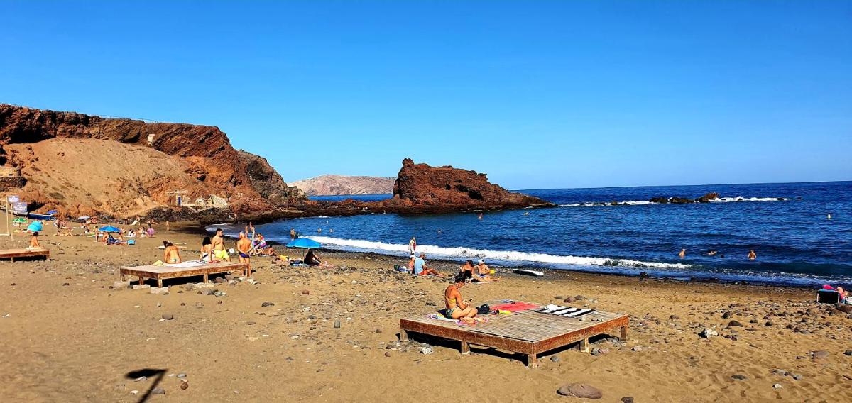 "Burrero Bay Høme" Geniu's Best Selection - Airport Homely Stays - Housity