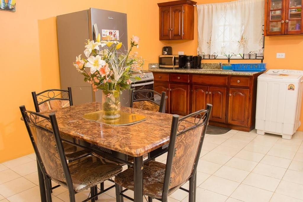 Perfect vacation villa - Housity