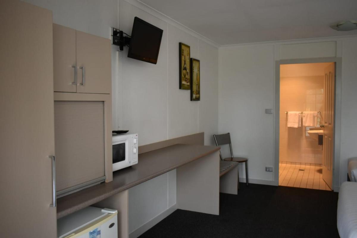 The Edge Motel - Housity