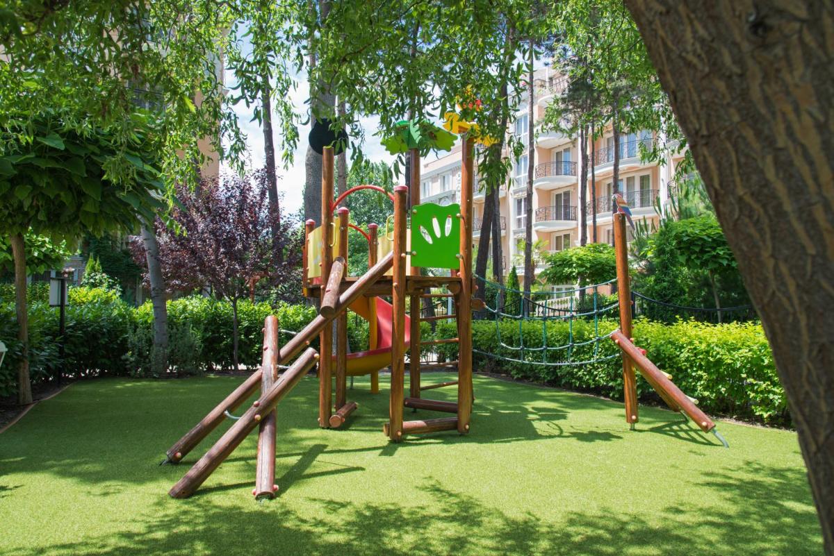 Venera & Anastasia Palace Apartments - Housity