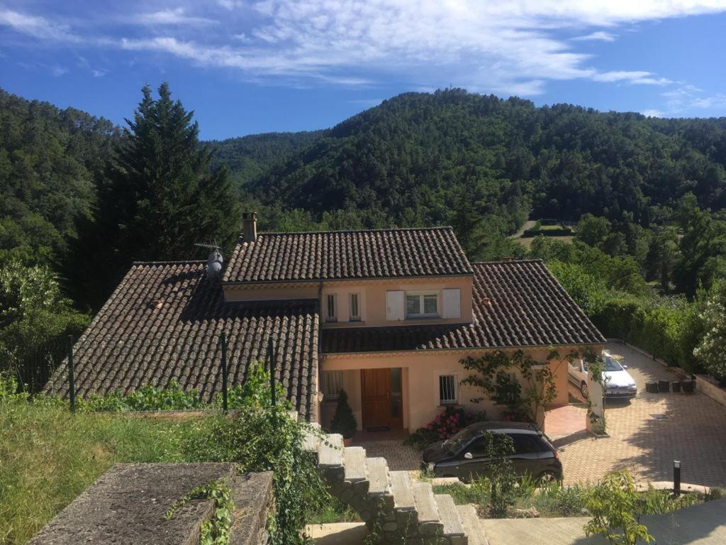 les Ollieres sur Eyrieux - la maison du bonheur - Housity