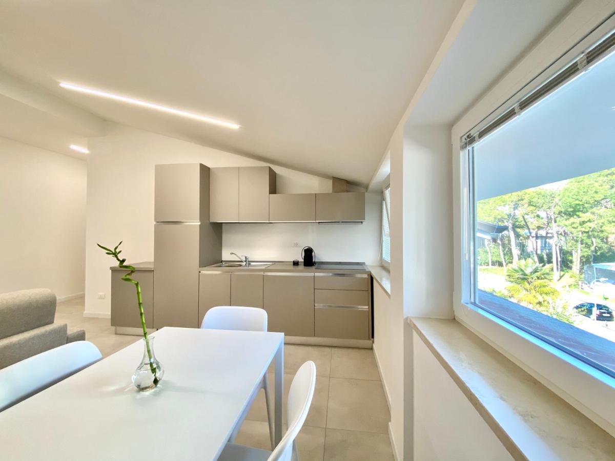 EM Apartments - Housity