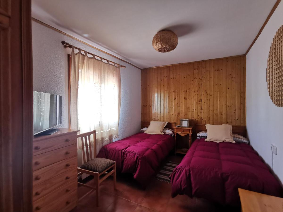 Casa Rural Castellanos - Housity