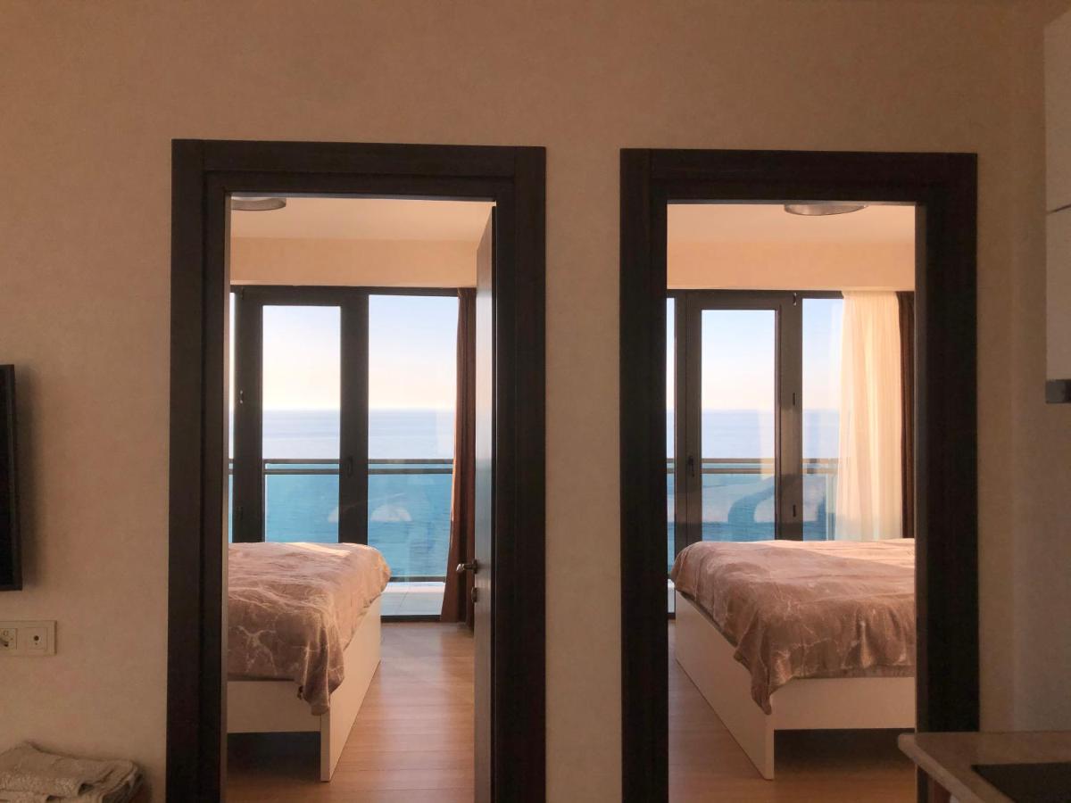 Orbi beach tower 70m with panorama sea and parc view - Housity